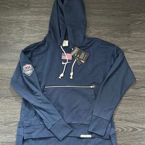 Women’s Nike sweatshirt